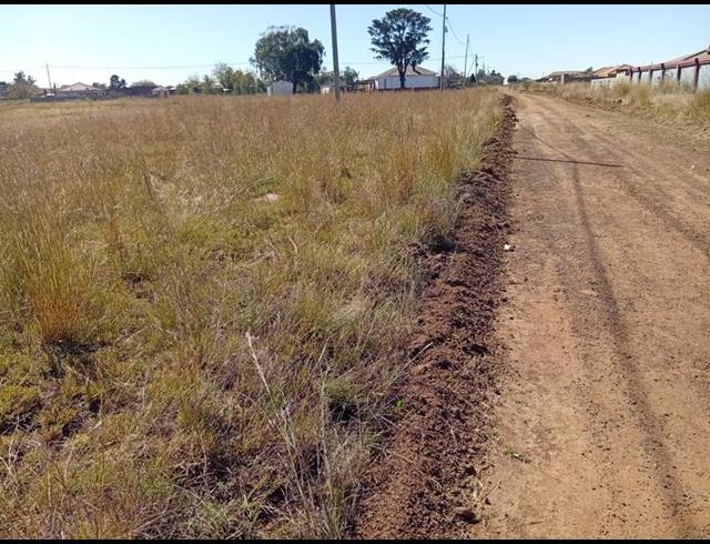 LAND FOR SALE IN JAMESON PARK